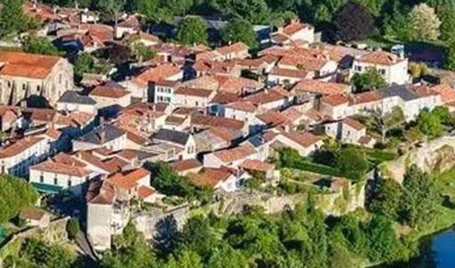 什邡回乡建别墅为什么一定要选专业乡墅公司